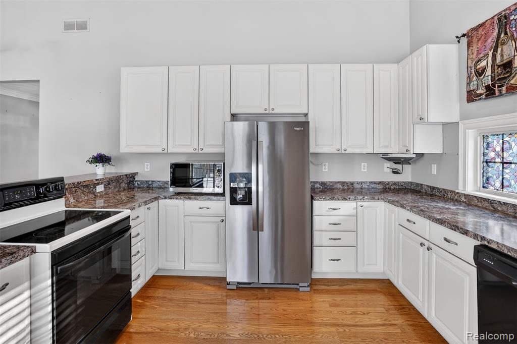 1449 Coutant Street, Flushing, MI 48433 — Photo 6
