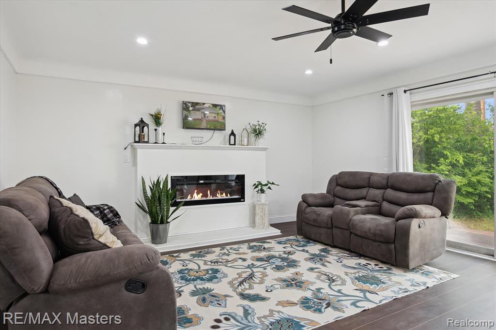 6835 Gilman Street, Garden City, MI — Photo 15