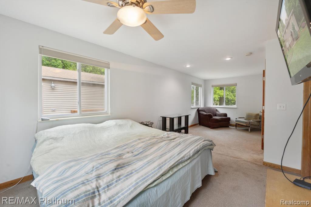 11520 WEIMAN Drive, Pinckney, MI 48169 — Photo 12