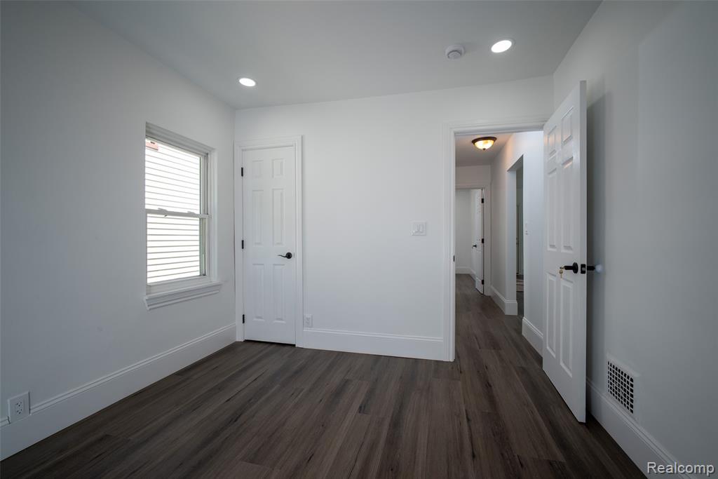 543 E Saratoga Street, Ferndale, MI 48220 — Photo 14