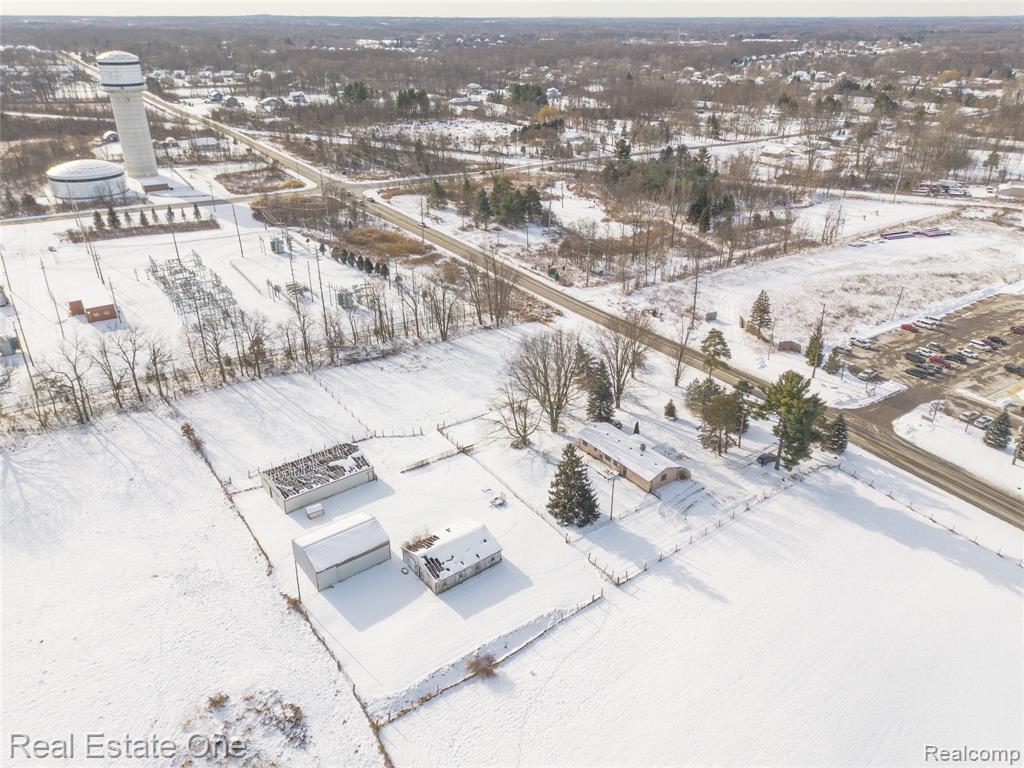 22700 Griswold Road, South Lyon, MI 48178 — Photo 17