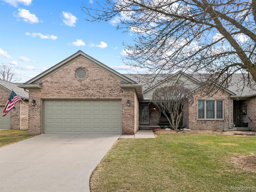 4466 WISTERIA Court, Warren, MI 48092 — Photo 15