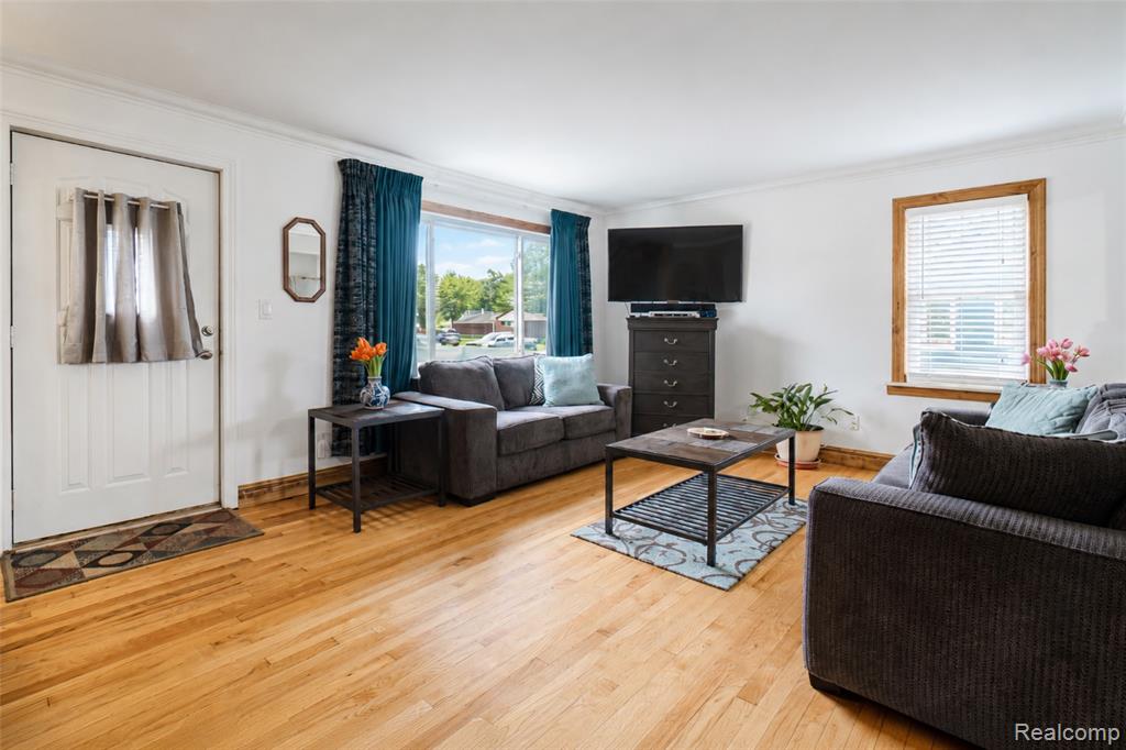 6041 Gilman Street, Garden City, MI — Photo 11