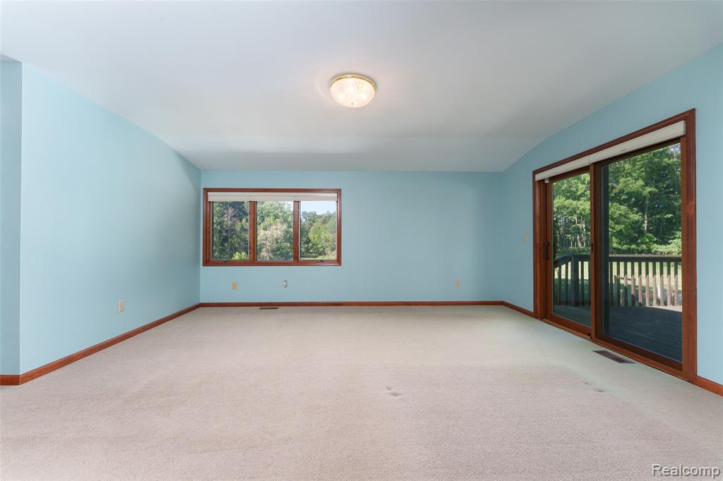 3166 Bigelow Road, Howell, MI 48855 — Photo 16