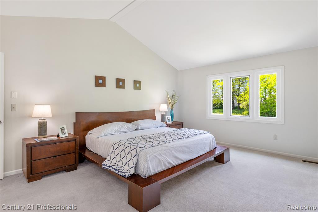 4136 Oakland Ridge Drive, Lake Orion, MI — Photo 15