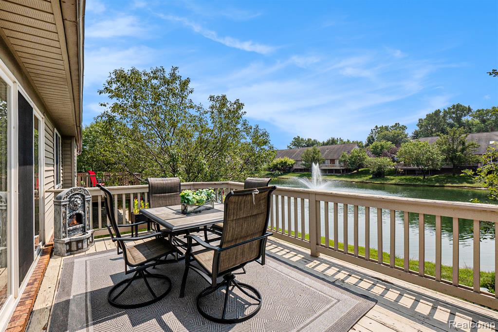 5477 Victory Circle, Sterling Heights, MI 48310 — Photo 29