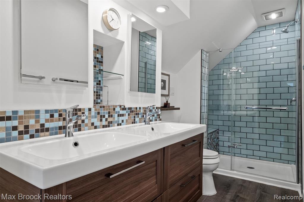1861 Larkmoor Boulevard, Berkley, MI 48072 — Photo 16