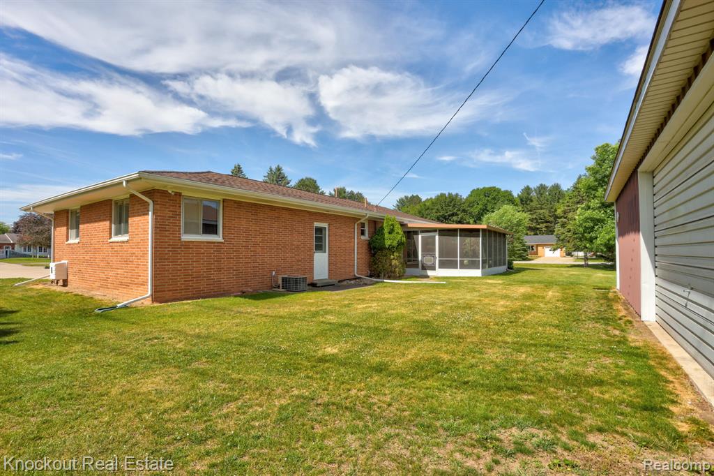 5992 Dubois Road, Vassar, MI 48768 — Photo 48