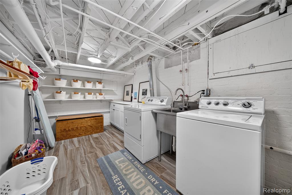 960 Mohegan Street, Birmingham, MI 48009 — Photo 40
