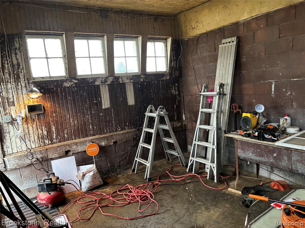 4677 Imlay City Road, Attica, MI 48412 — Photo 8