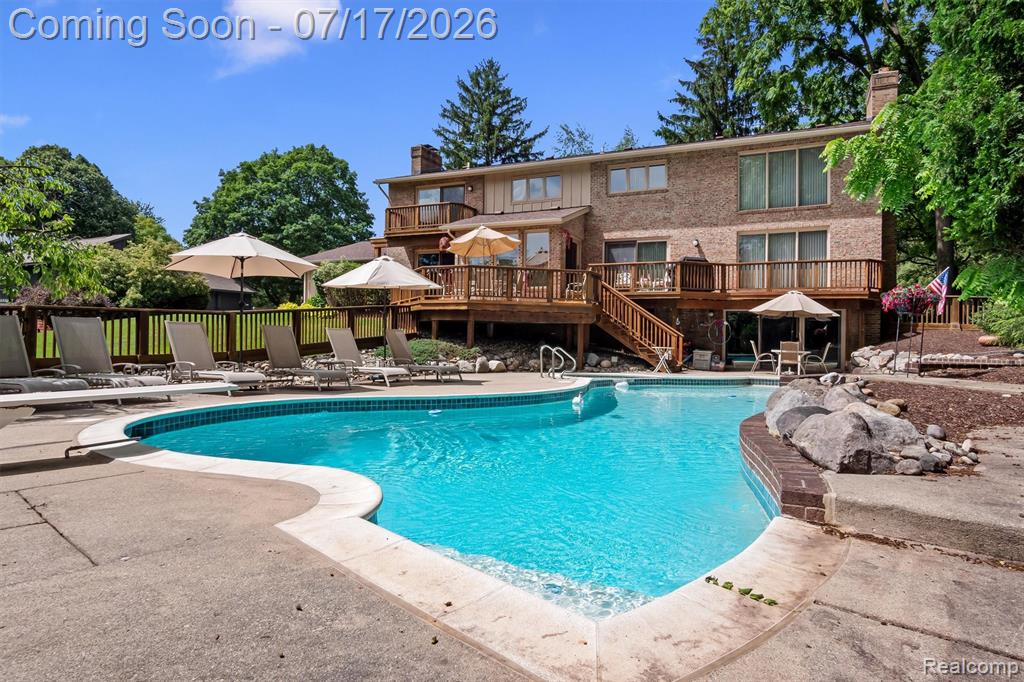 5863 Seville Circle, Orchard Lake Village, MI 48324 — Photo 8