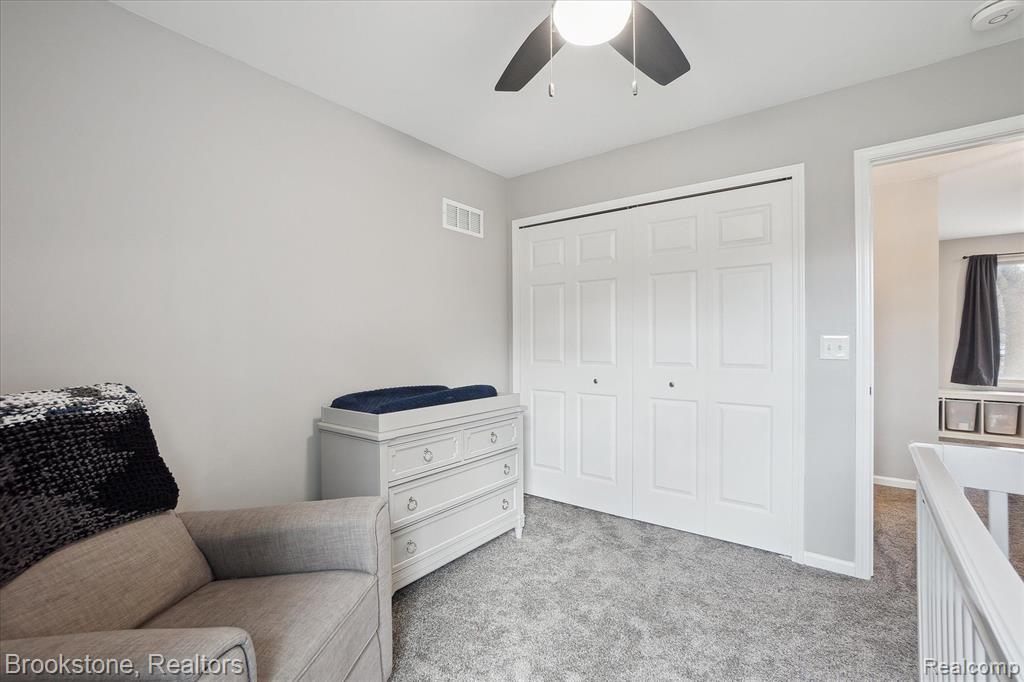 4272 HEATHERSTONE Drive, Waterford, MI 48329 — Photo 31