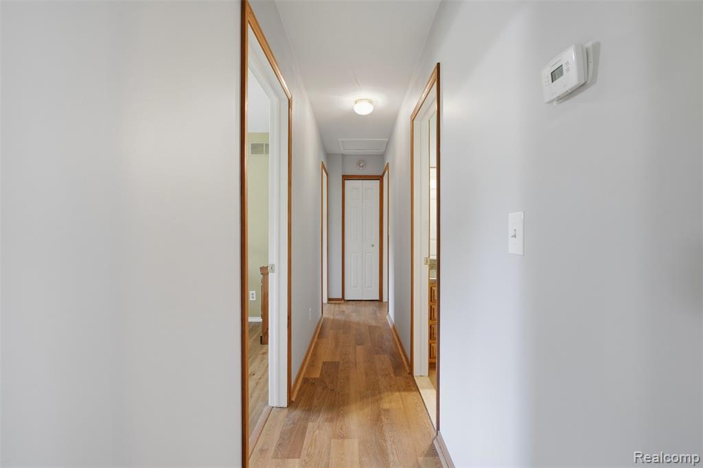 2482 Valley Lane Drive, Grand Blanc, MI 48439 — Photo 19