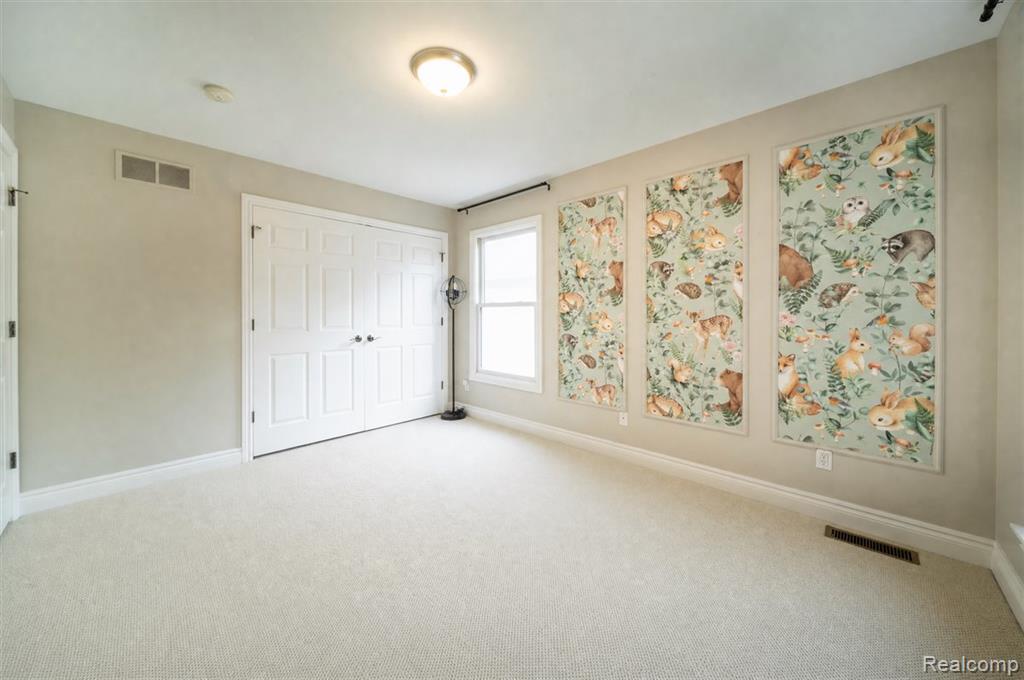 717 S Kenwood Avenue, Royal Oak, MI 48067 — Photo 24