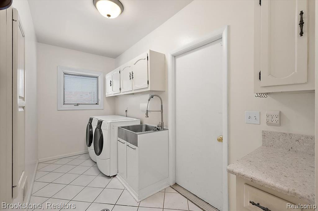 5138 Hale Drive, Troy, MI 48085 — Photo 25
