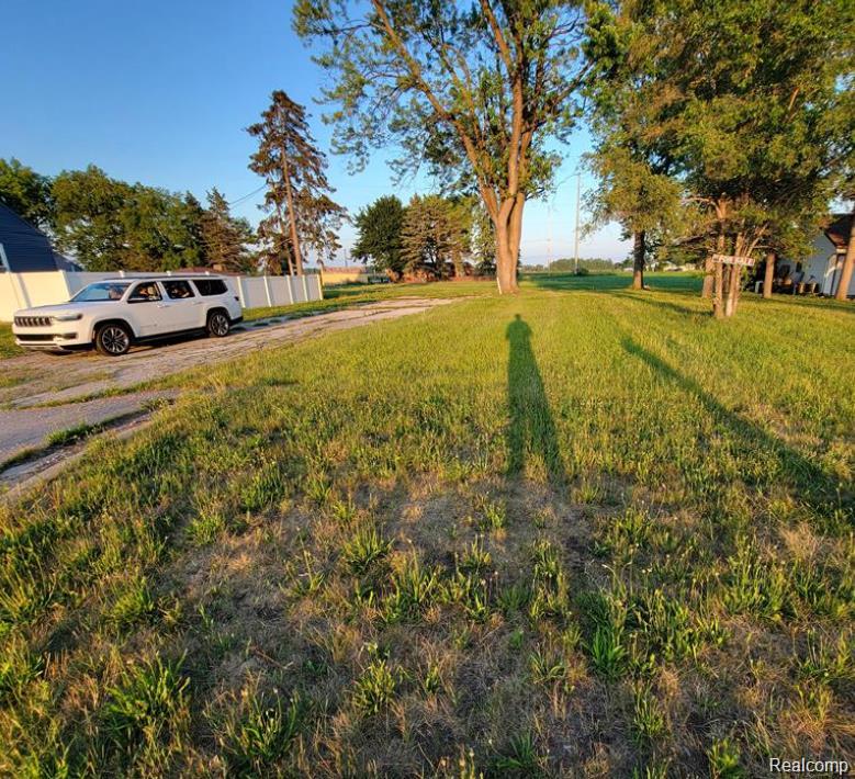 6579 WESTSIDE SAGINAW Road, Bay City, MI 48706 — Photo 8
