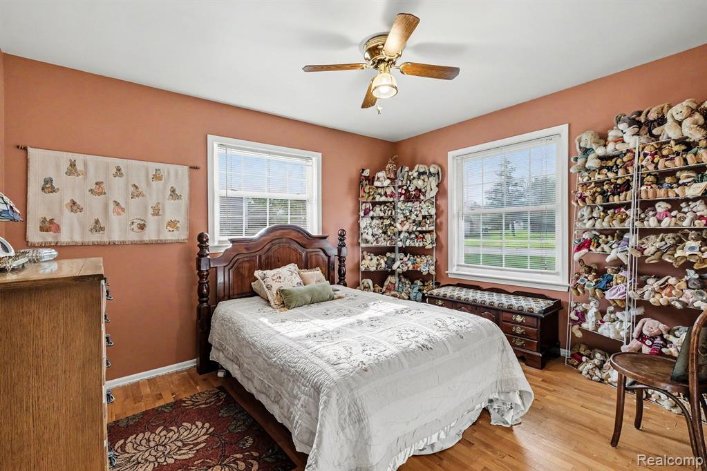 4497 Sunnymead Avenue, Burton, MI 48519 — Photo 14