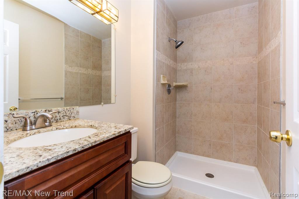 24486 RIVERVIEW Lane, Novi, MI — Photo 19