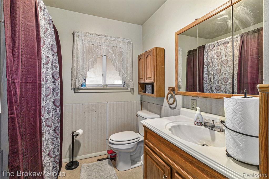 9448 WASHBURN Road, Columbiaville, MI 48421 — Photo 25