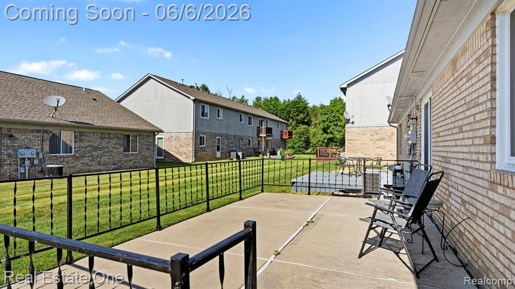 23344 Bunte Court, 43, Trenton, MI 48183 — Photo 20