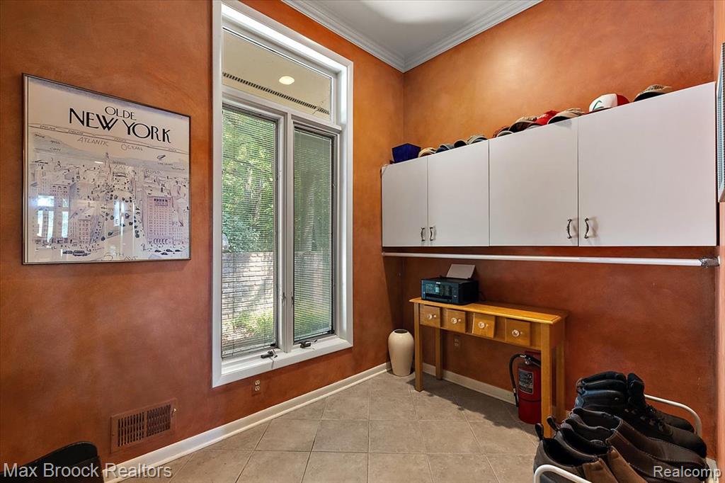 45167 9 Mile Road, Novi, MI 48167 — Photo 22
