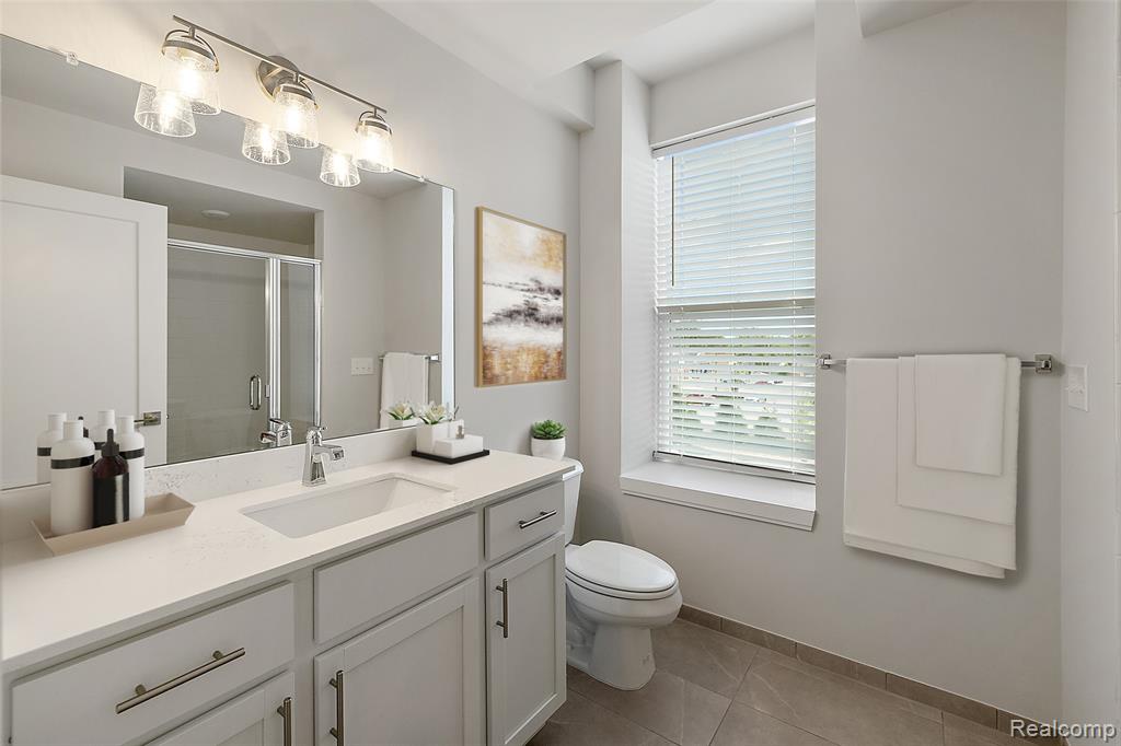 438 Mystic Cove Lane, Lake Orion, MI 48362 — Photo 12