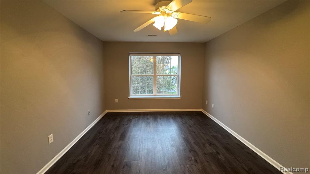 15228 Yale Drive, 257, Clinton Twp, MI 48038 — Photo 16