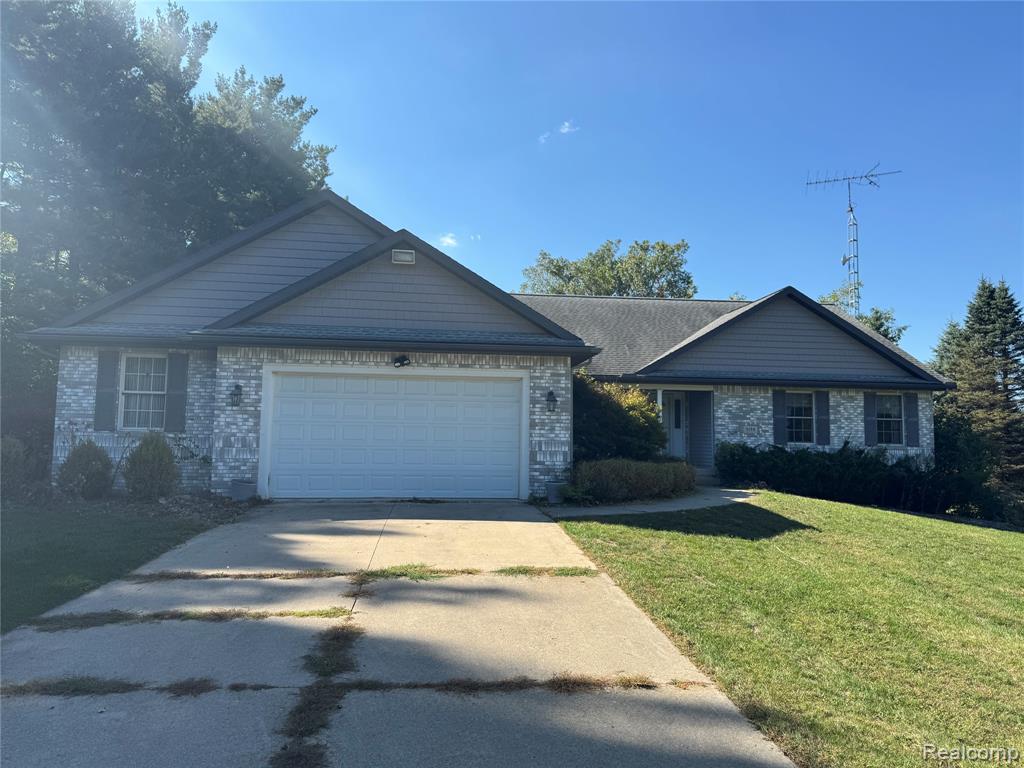 3198 Leeomi Drive, Britton, MI 49229 — front exterior