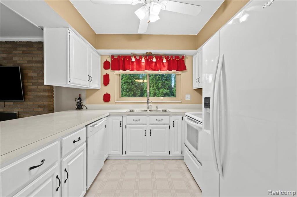728 SOREL Drive, Canton, MI 48188 — Photo 9