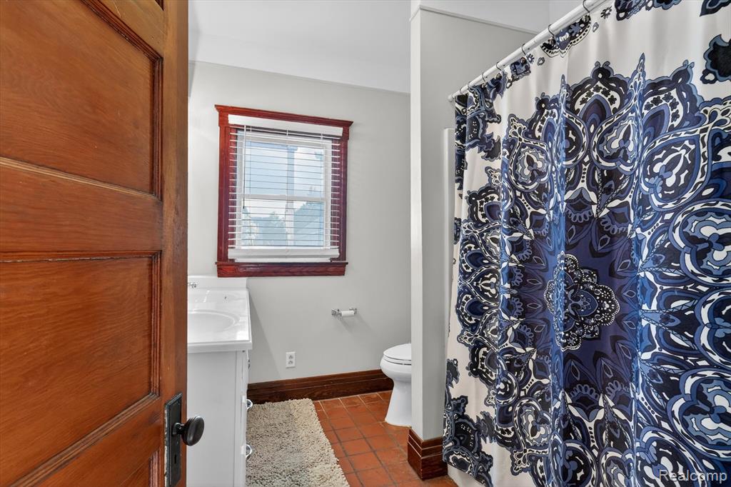 1518 Chestnut Street, Wyandotte, MI 48192 — Photo 14