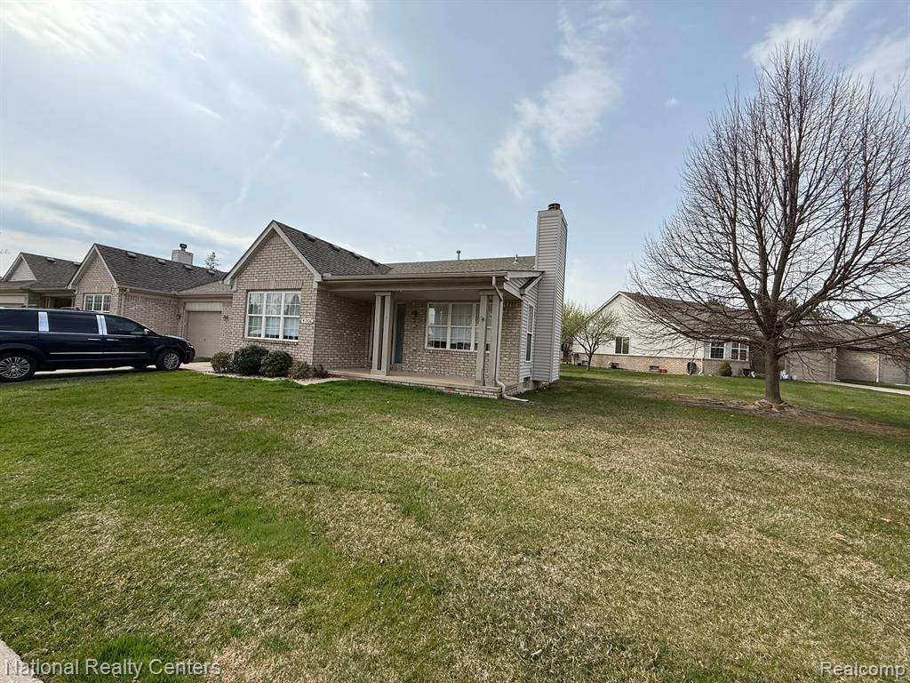 41506 GREENSPIRE Drive, Clinton Twp, MI 48038 — Photo 25
