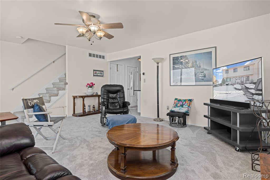 50666 Jefferson Avenue, D8, New Baltimore, MI 48047 — Photo 7