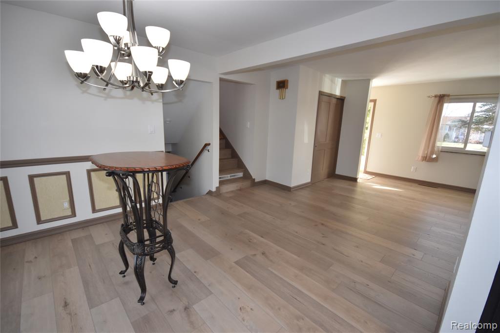 5106 Lakewood Drive, Grand Blanc, MI 48439 — Photo 13