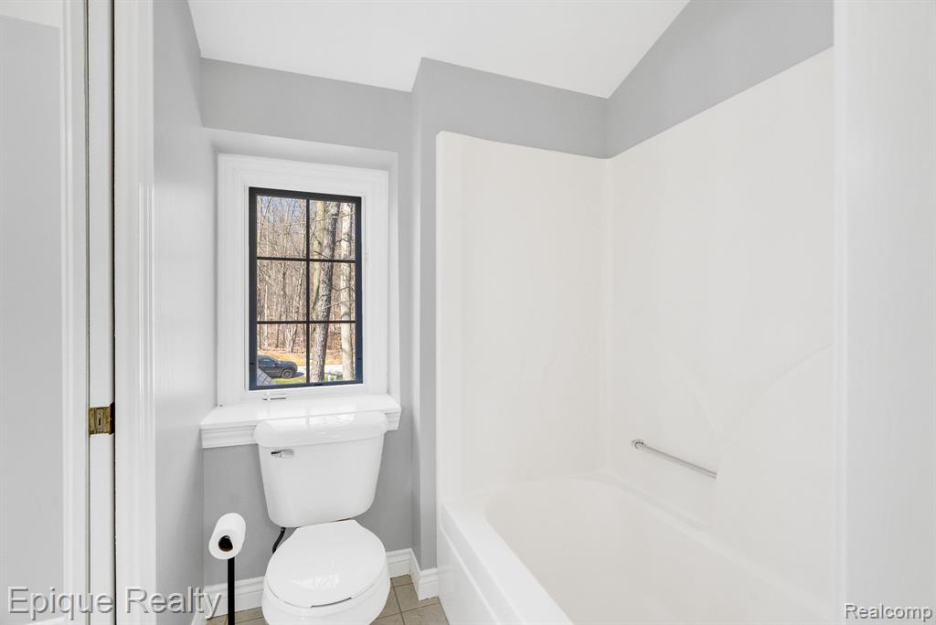 9155 Kelly Lake Drive, Clarkston, MI 48348 — Photo 59