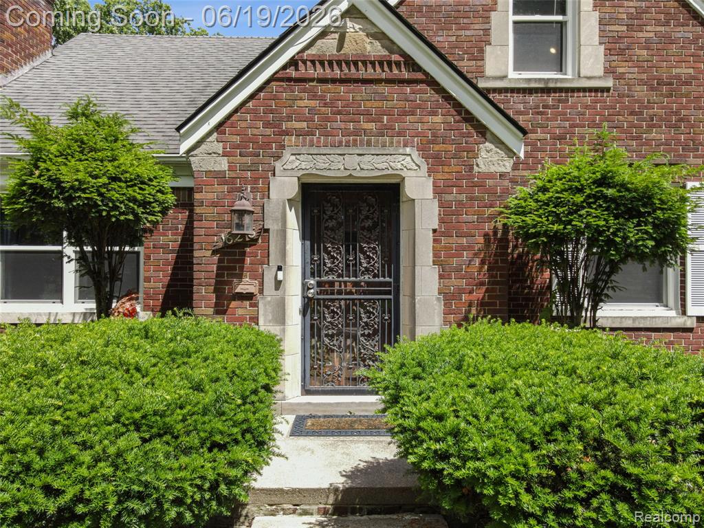 16216 Burgess, Detroit, MI 48219 — Photo 7