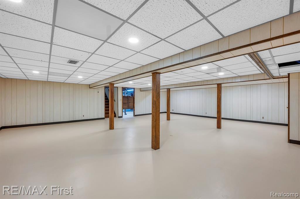 4191 ANGELINE Drive, Sterling Heights, MI 48310 — Photo 28