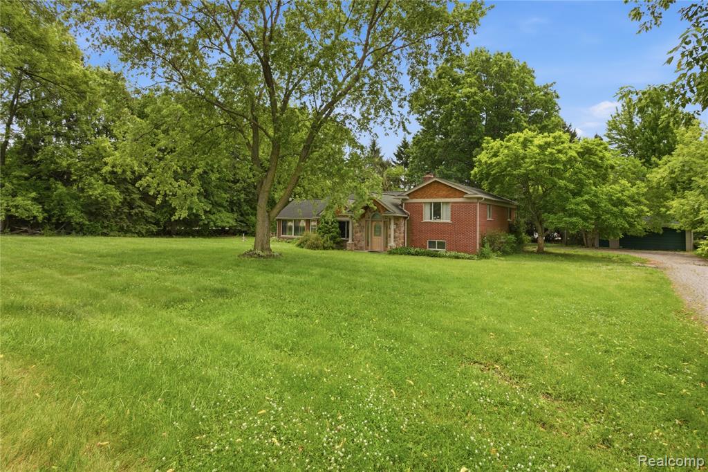 48441 N Territorial Road, Plymouth, MI 48170 — Photo 23