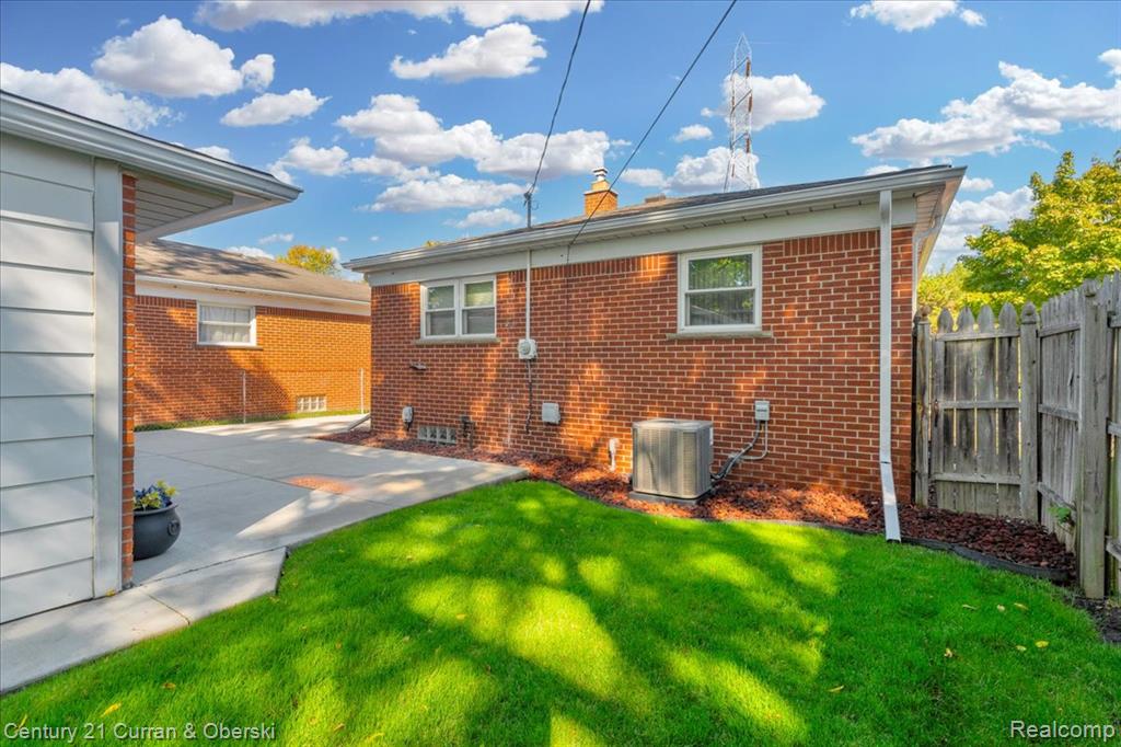 489 River Court, Lincoln Park, MI 48146 — Photo 21