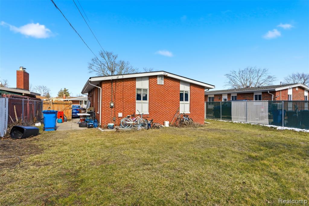 30400 Lisch Street, Rockwood, MI — Photo 15