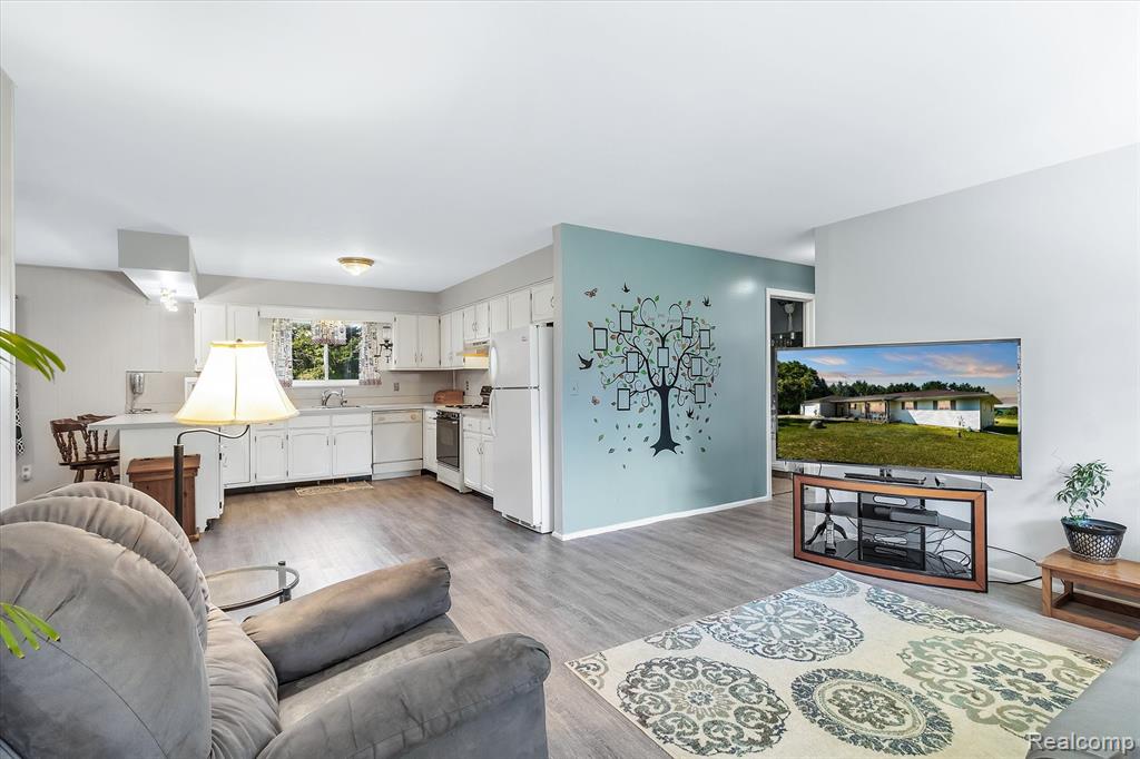 5236 W WILSON Road, Clio, MI 48420 — Photo 11