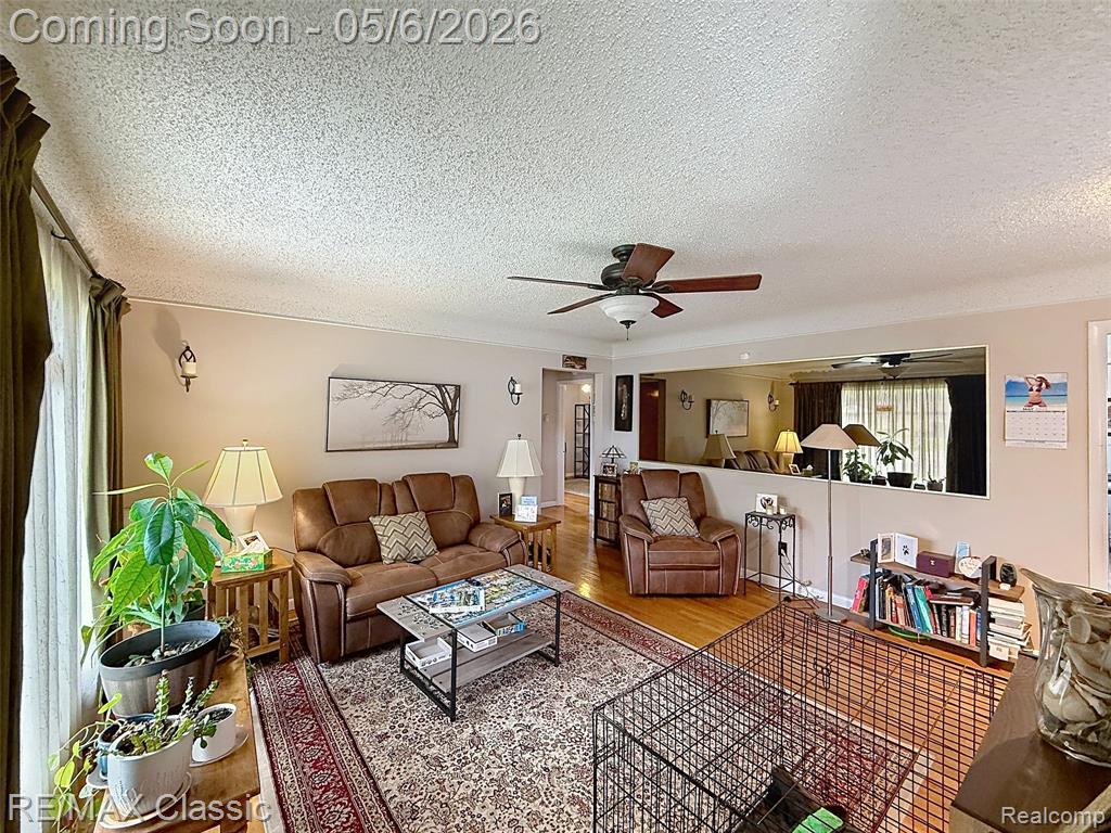 8842 Merriman Road, Livonia, MI 48150 — Photo 5