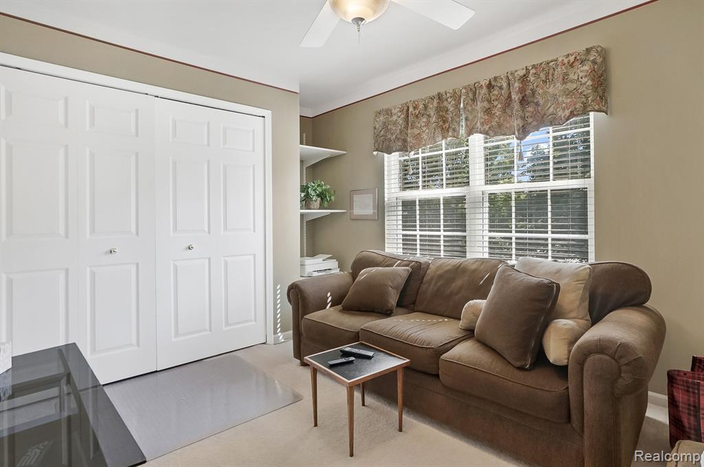 44347 LA DOMAIN Drive, Sterling Heights, MI 48314 — Photo 31