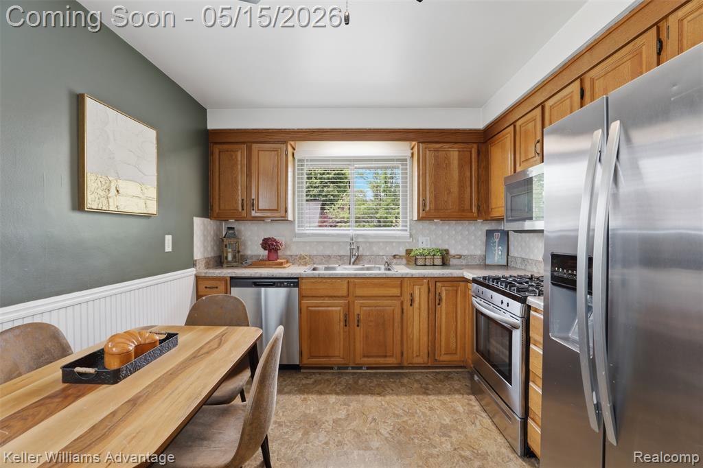 6018 Arcola Street, Garden City, MI — Photo 8