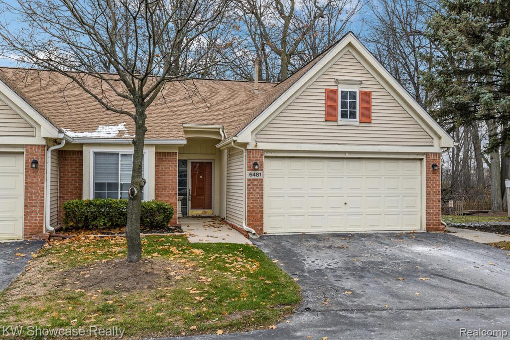 6481 PEMBROOK Drive, Westland, MI — Photo 26
