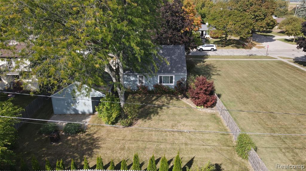 213 E Vates Street, Frankenmuth, MI 48734 — Photo 35