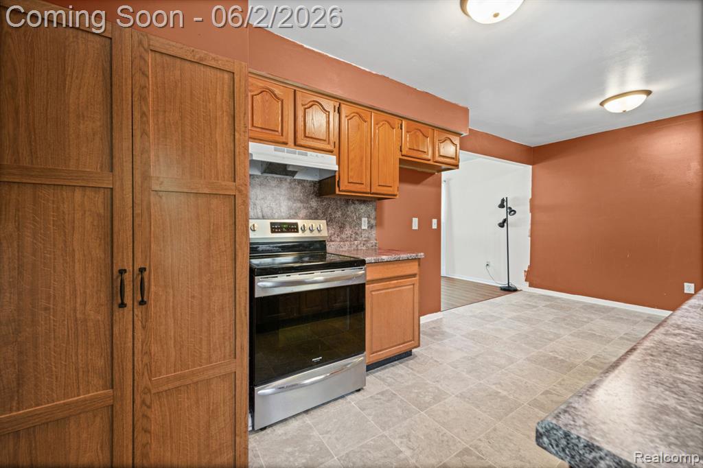 315 Airport Drive, Holly, MI 48442 — Photo 12