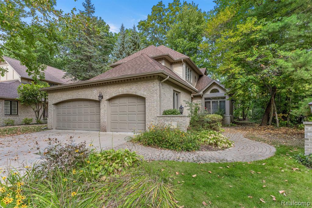 4 LEMINGTON, Dearborn, MI 48126 — Photo 2