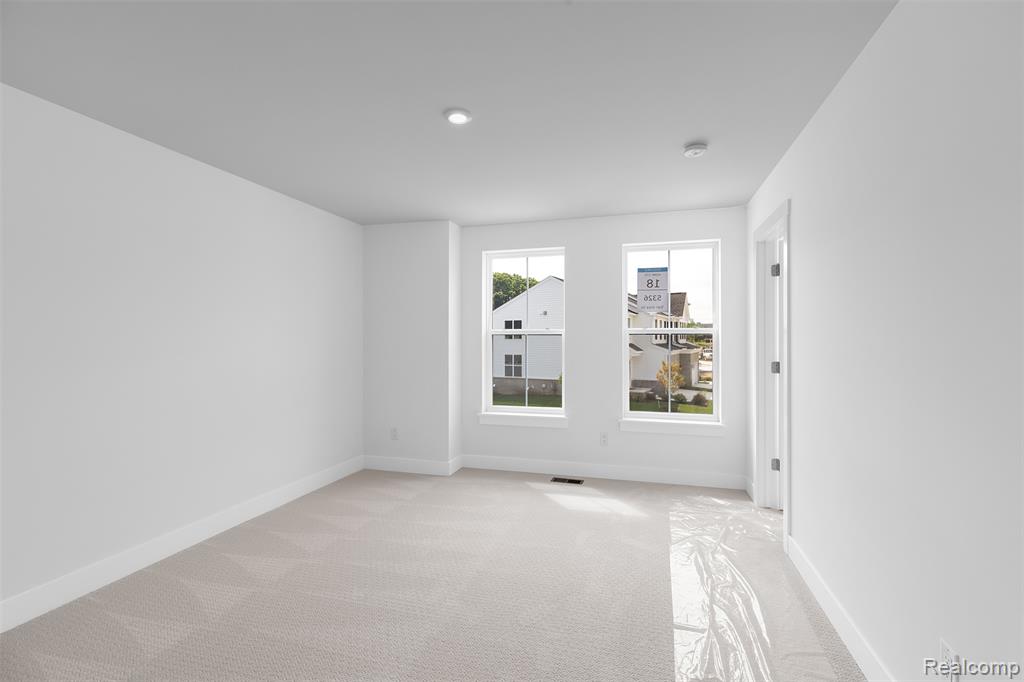 5326 Trail Vista Drive, West Bloomfield, MI 48323 — Photo 24