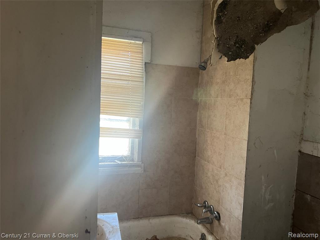 47 W Arizona Street, Highland Park, MI 48203 — Photo 26