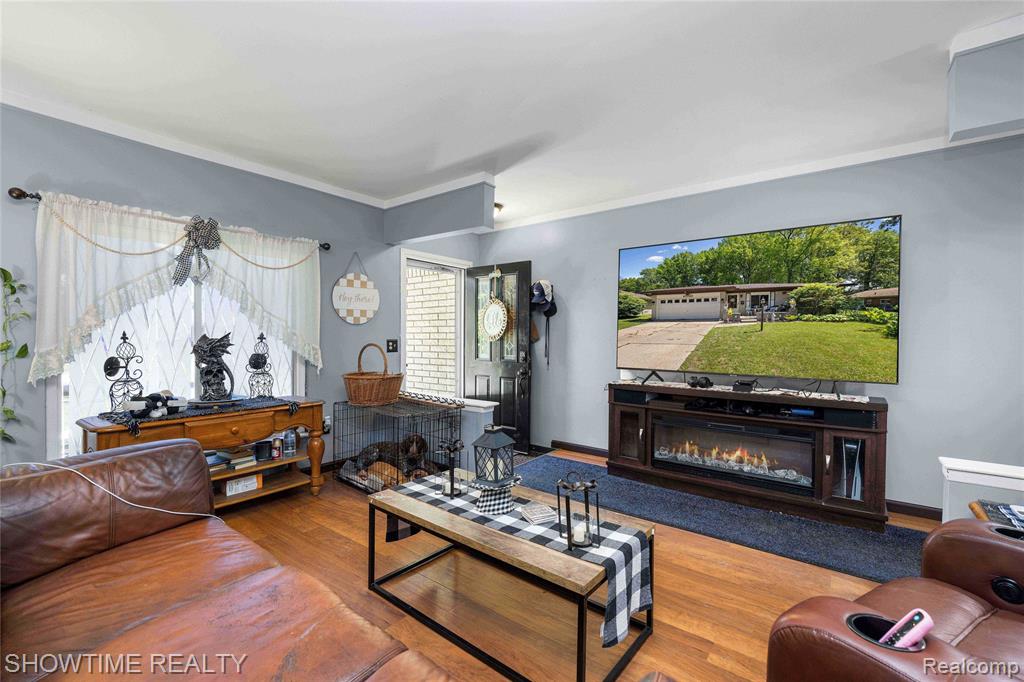 31720 Kelly Road, Roseville, MI 48066 — Photo 10